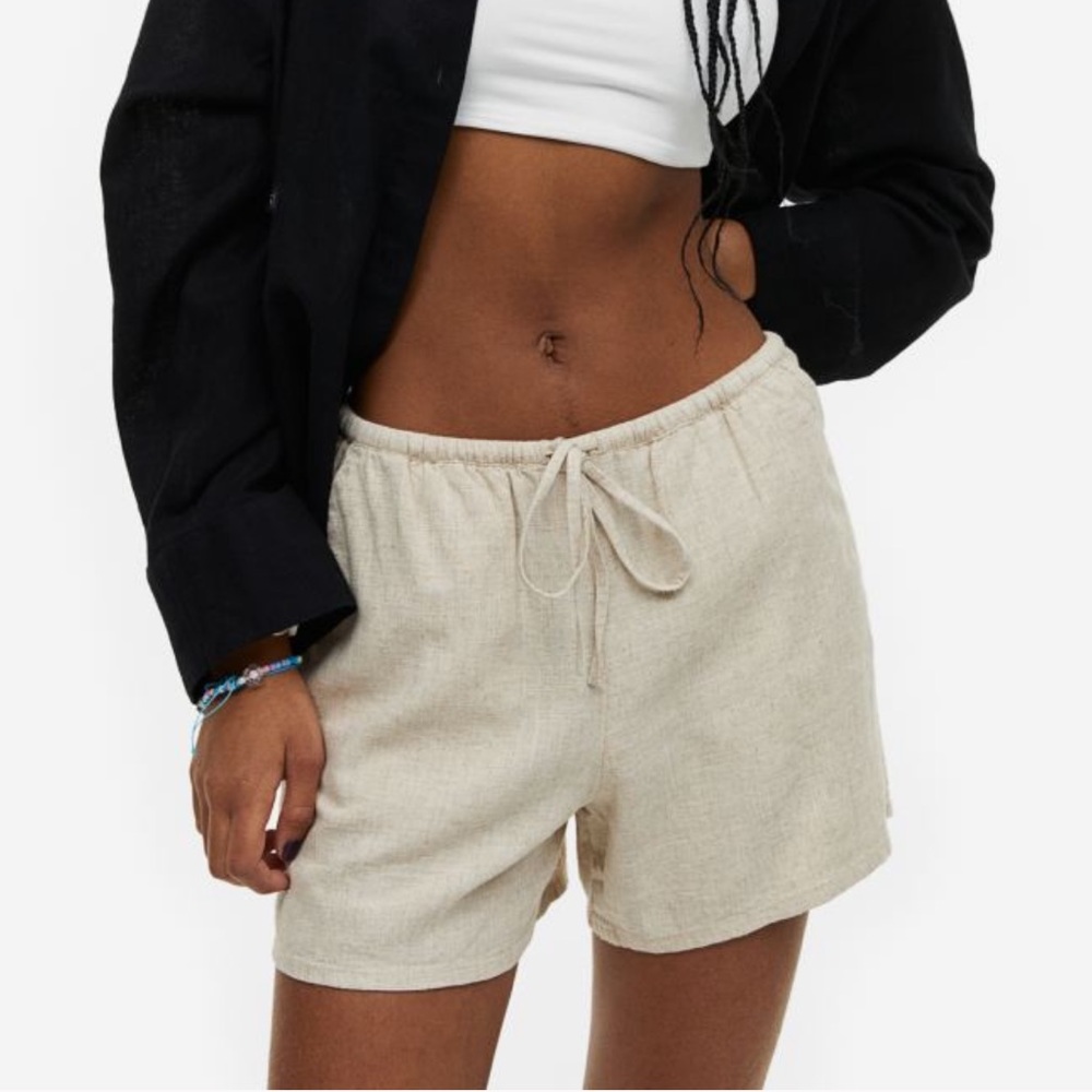 H&M Linen Blend Short - Picture 2 of 5